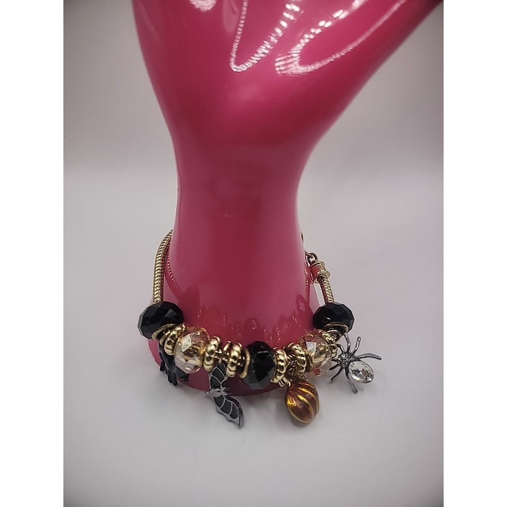 Vintage Bracelet Halloween Silver Tone Black Cat Pumpkin Charm Spider Jewelry